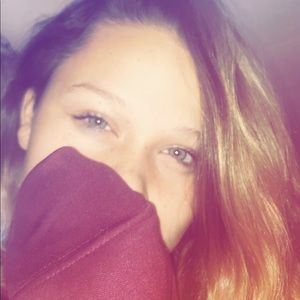 Meet your Posher, Alyialyissa